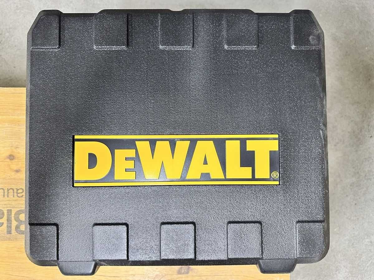 Frezarka DeWalt D26204K