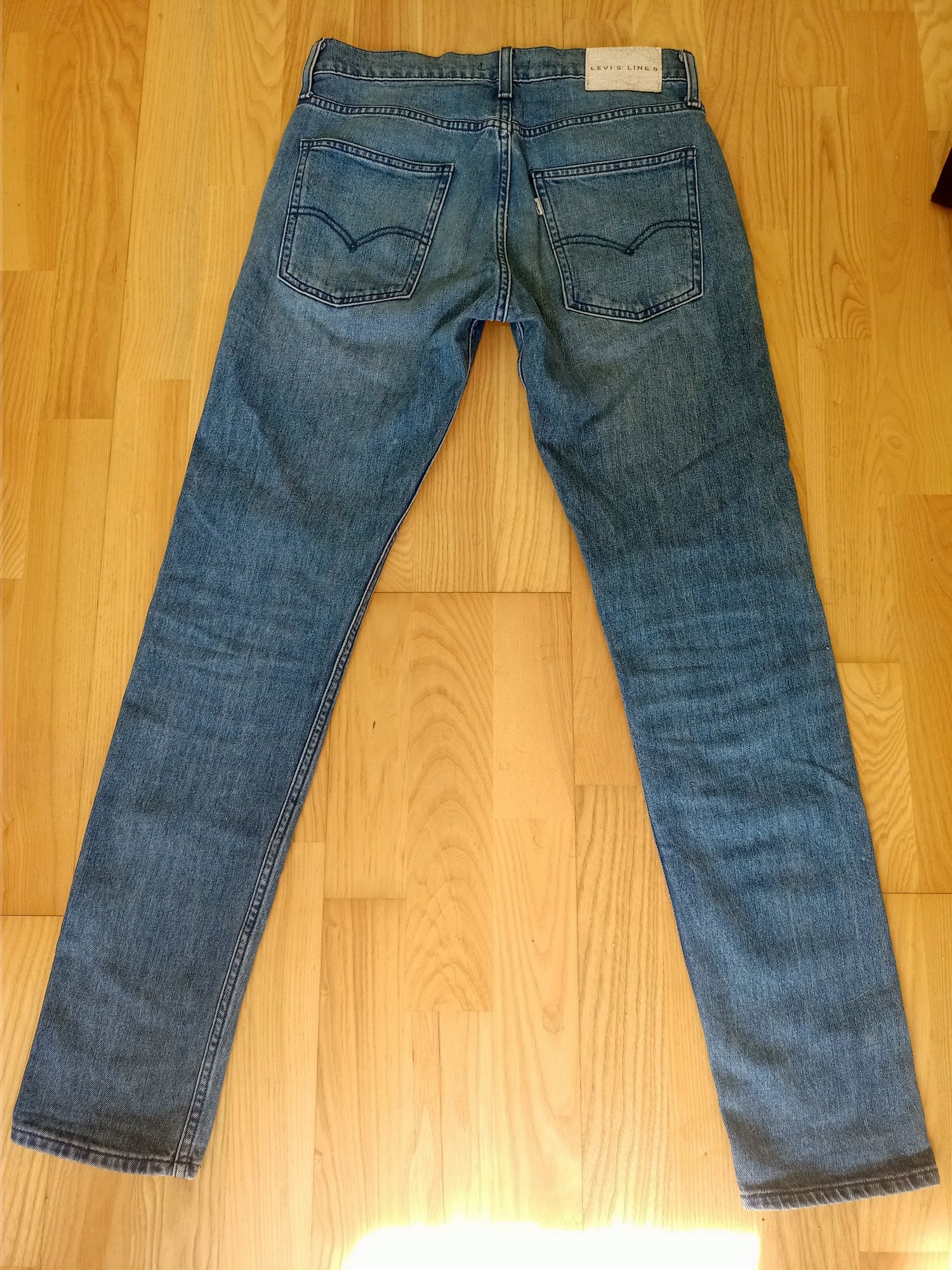 Оригінальні джинси Levi's