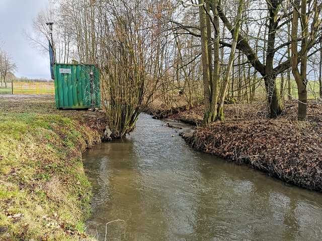 Atrakcyjna dzialka nad woda struga,Samplawa Iława Lubawa plac dw 536