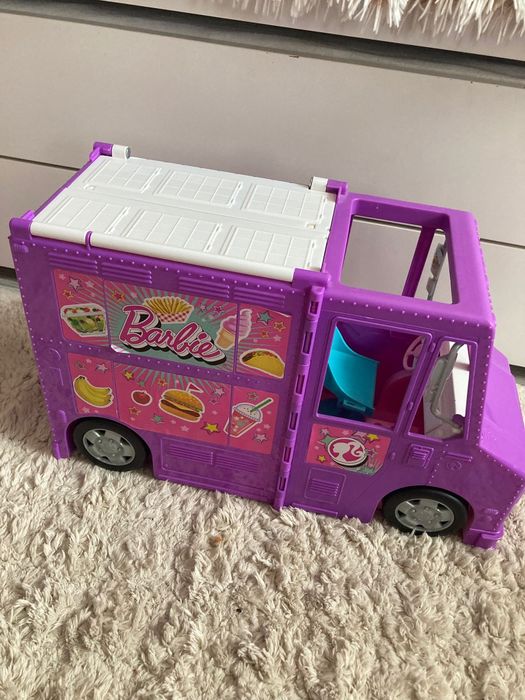 Food truck Barbie