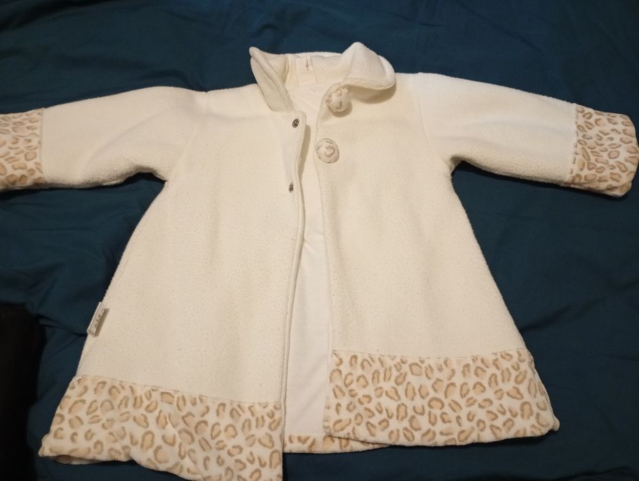 Casacos quentinhos e kispos tudo 13 euros