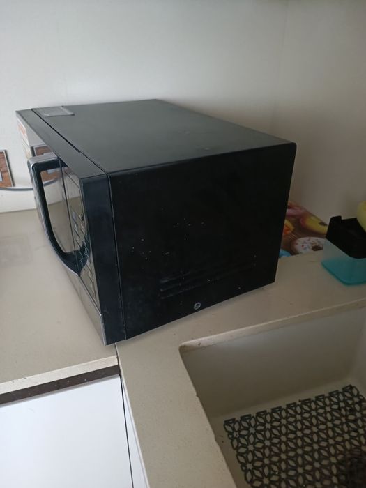 Мікрохвильова піч samsung 23 л