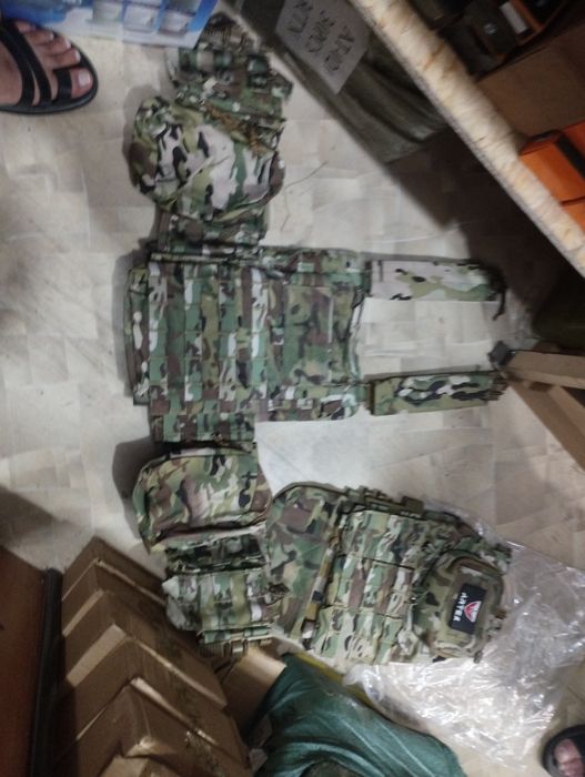 Плитоноска Artex с напашником системой быстрого сброса и 7 подсумками