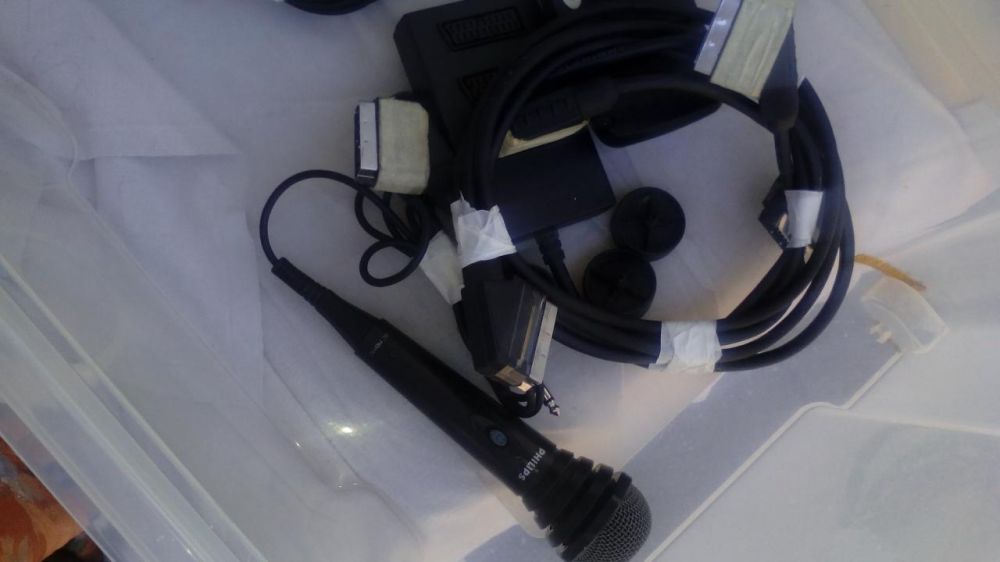 Microfone e distribuidor de canais