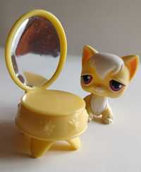 Kot figurka Littlest Pet Shop + toaletka