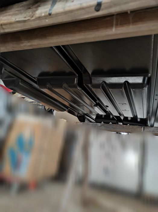 Bagageira Thule 800 + Barras 769+ Pés 757