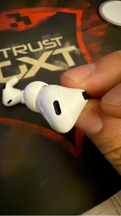 Apple AirPods Pro 2