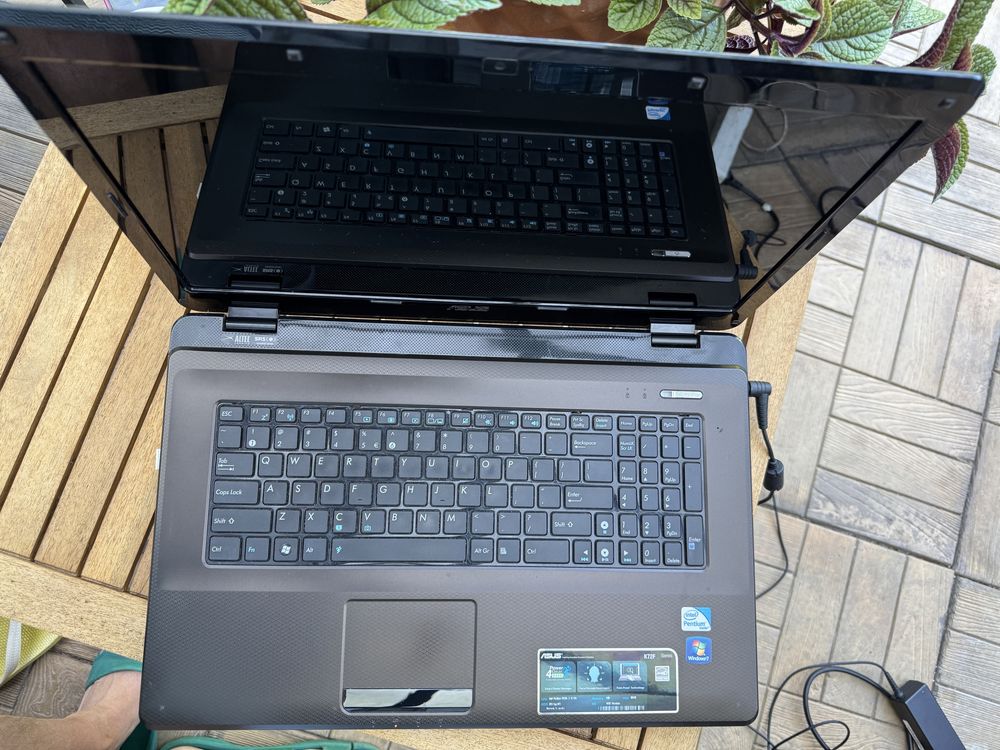 Laptop Asus  K72F-TY096V 17,3 bardzo dobru stan , sprawny!