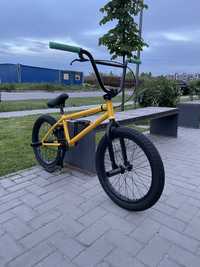 bmx radio darko (wethepeople)