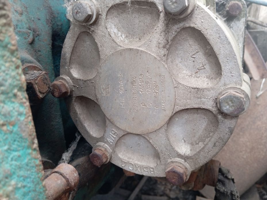 Продам насос НШ 100 А-3 з приводом