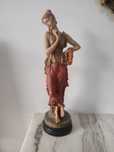Figura decorativa mulher