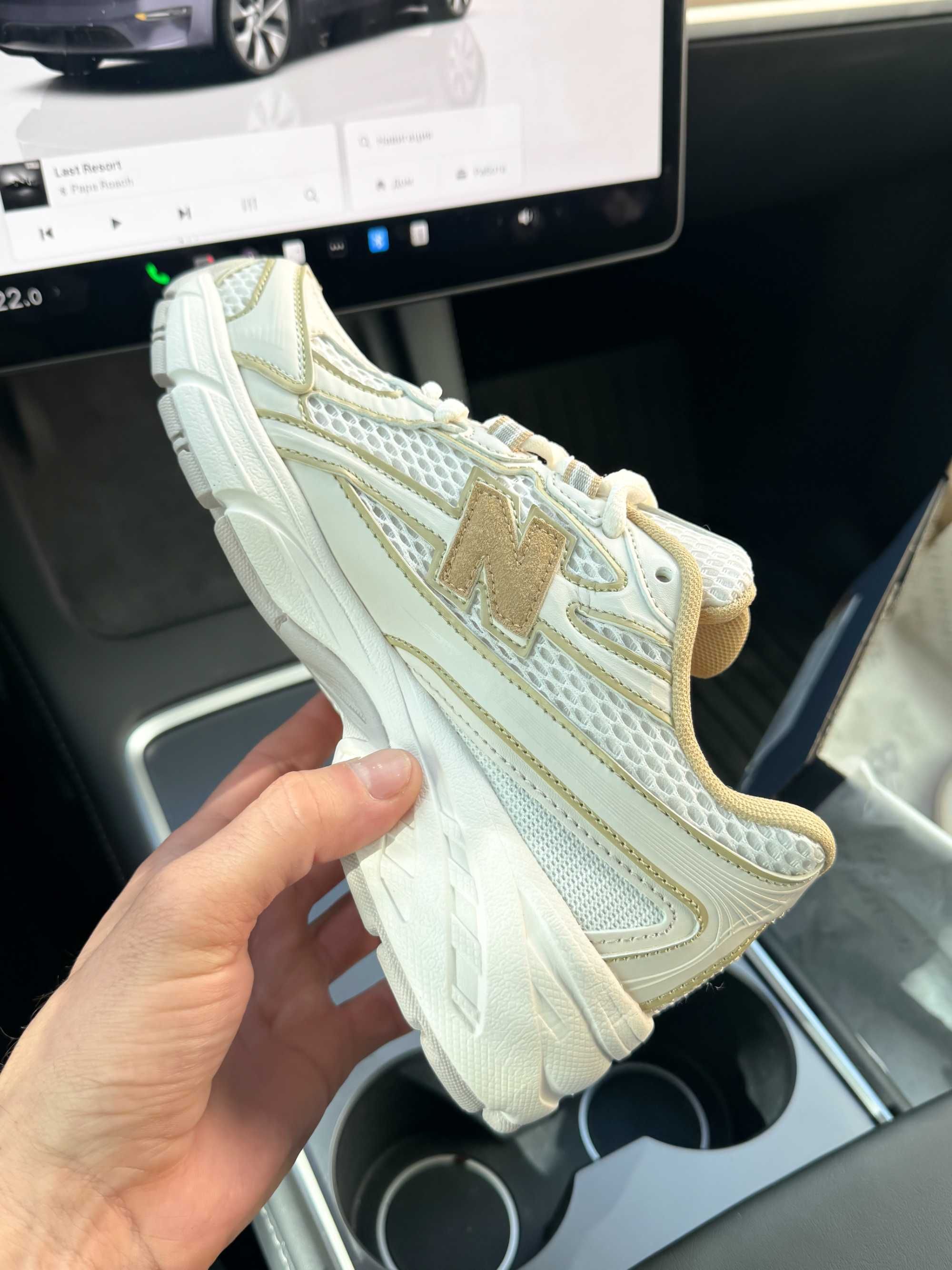 Кросівки New Balance 740 White/Beige premium