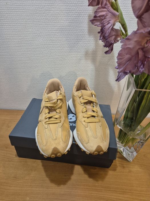 New Balance U 327 LJ на р.39 кросівки оригінал