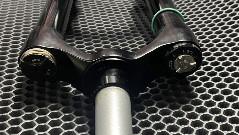 Вилка EXT ERA 1 160мм, 29, 15х110 Boost FOX, Rock Shox