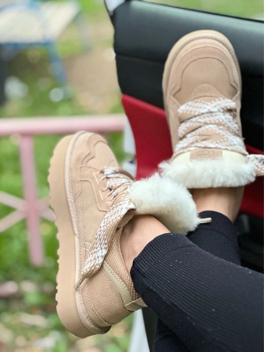 UGG Lowmel у трьох кольорах