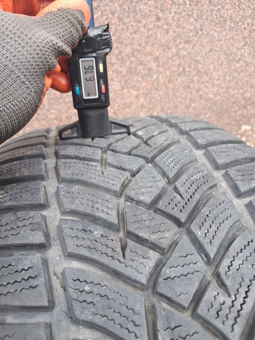 255/45 R19 104V M+S - Goodyear Ultragrip - 24/2021 ~6,7mm- cena =2 szt