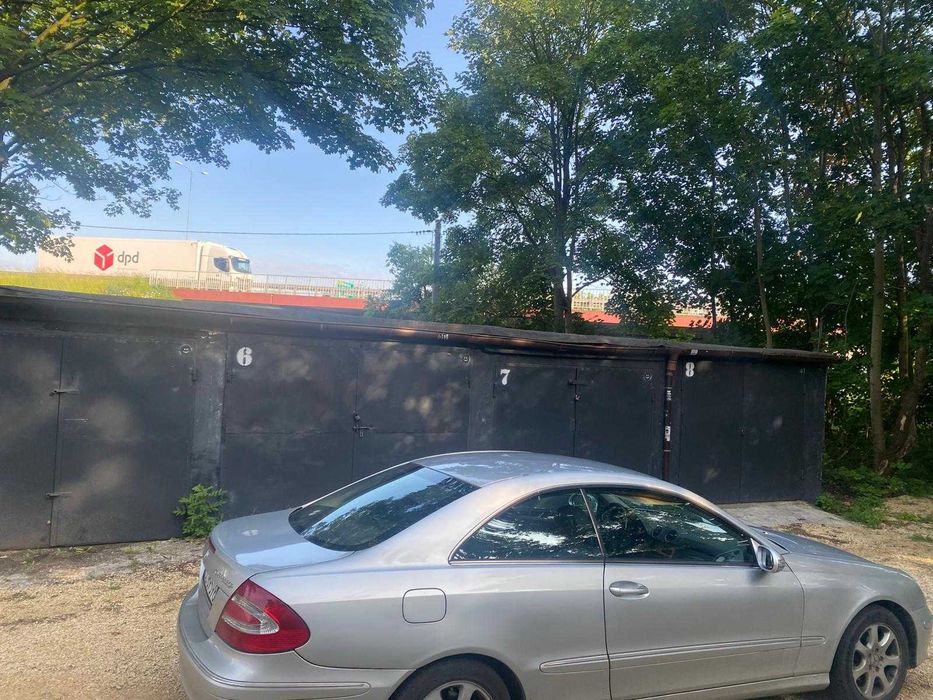 Wynajmę garaże w Zabrzu skrzyżowanie ulic Szkolna Rymera