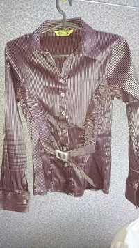 Блузка з рукавом