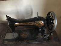 Maquina de costura singer