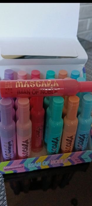 Tusz  do rzęs czarne  nowy