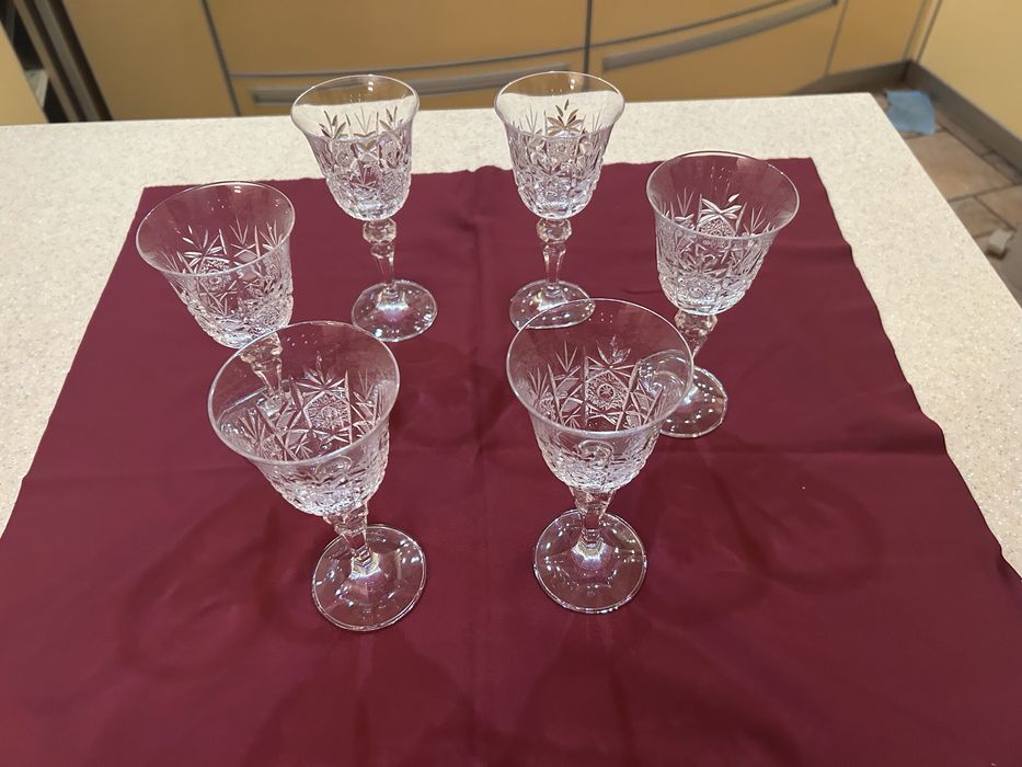 Хрустальные фужеры тюльпан.