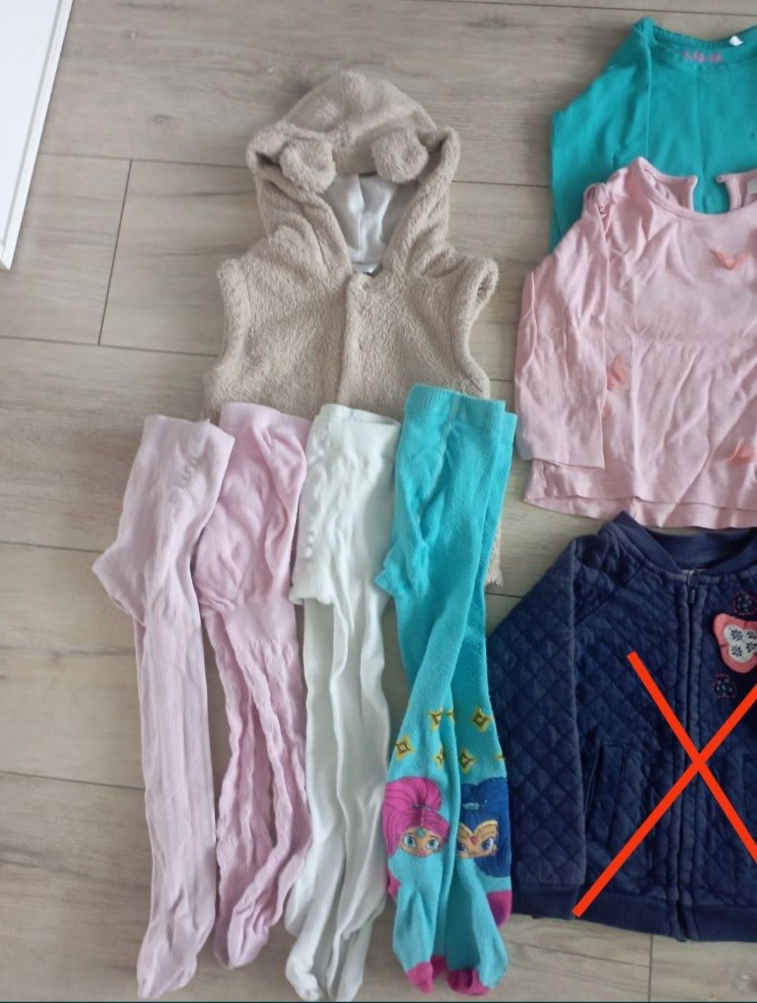 Oddam za 25 zł paka ciuszków dla dziewczynki r. 80