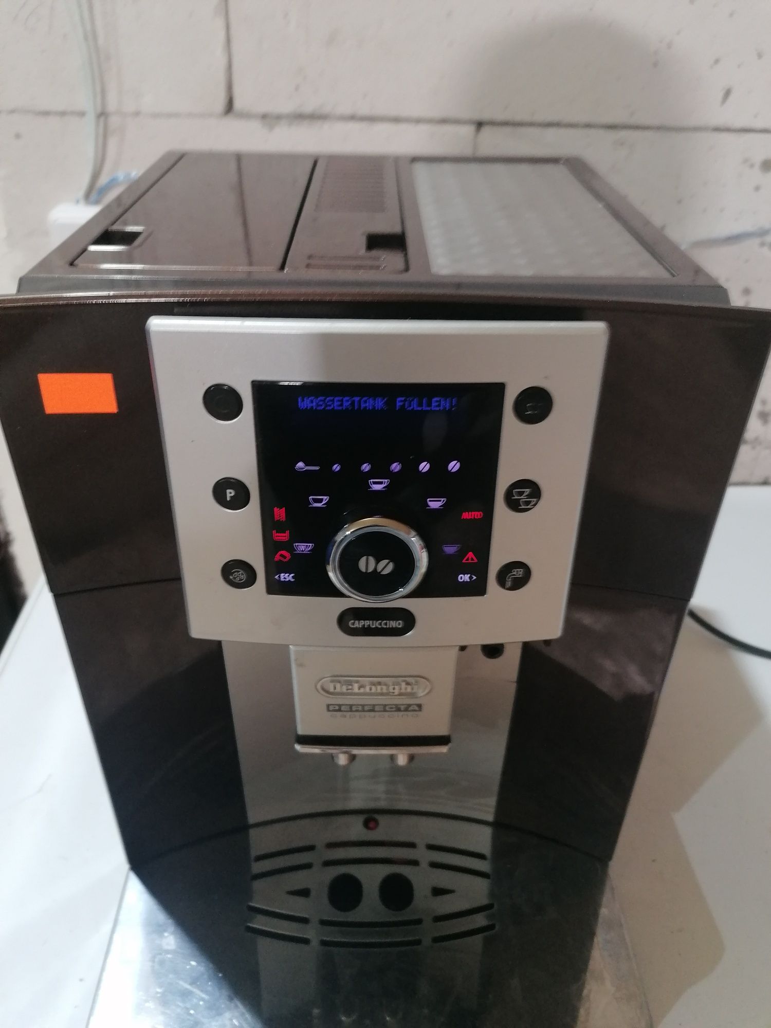 Кавомашина Delonghi Perfecta ESAM 5500
