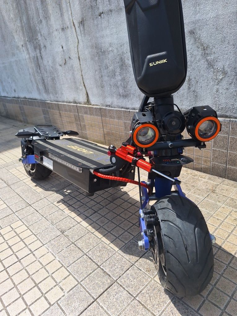 Trotinete Laotie Es19