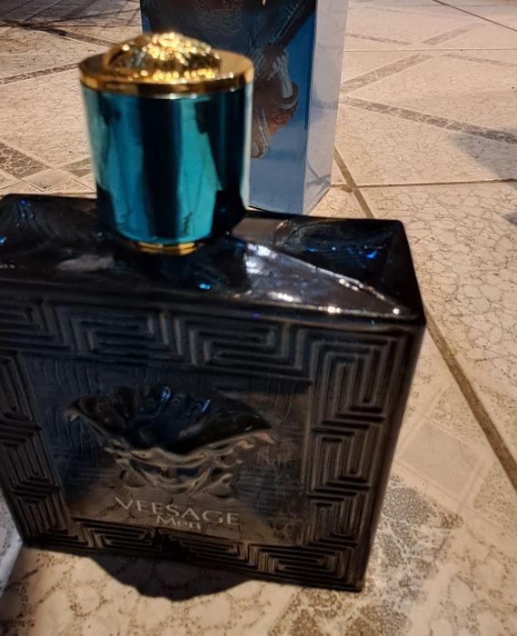 Nowe rewelacyjne perfumy męskie Versace