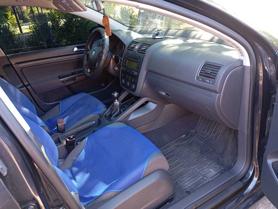 Автомобіль Гольф 5