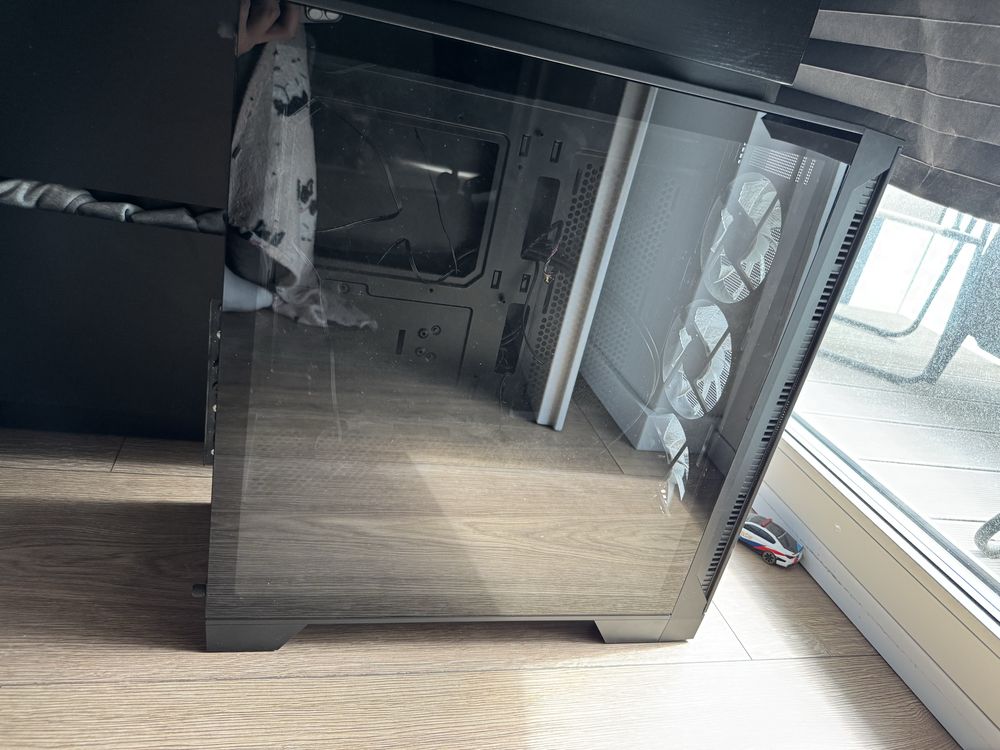 Obudowa MSI Mag Forge 320R Airflow ARGB