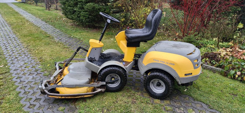 Stiga park pro 16 AWD traktorek kosiarka bijakowa