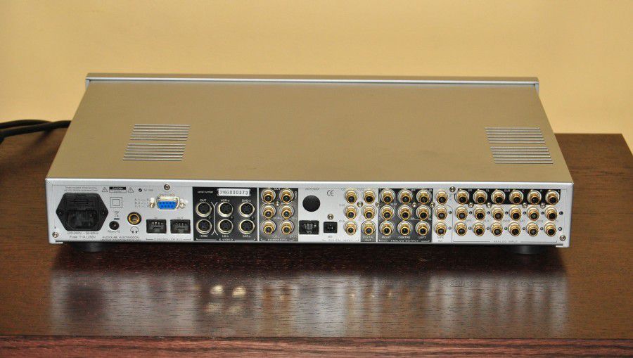 Procesor 7.1 Audiolab 8000AV do kina domowego