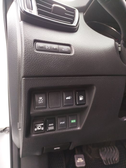 Продам Nissan Rogue SV AWD 2017 р.