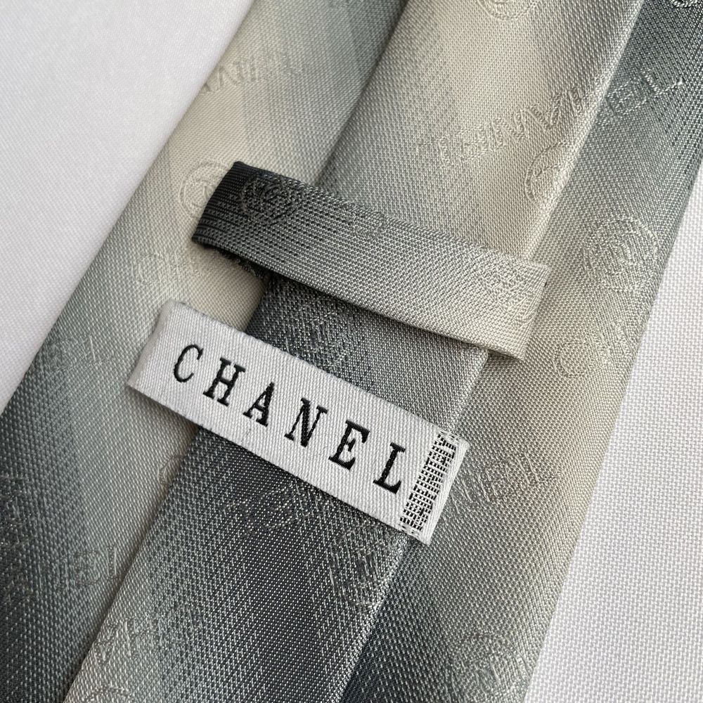 Винтажный Галстук Chanel Vintage Hand Made Silk Tie