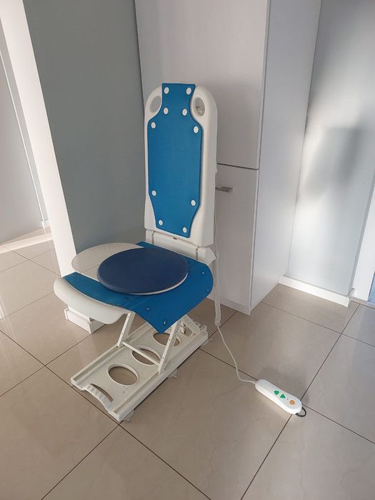 COMFORT PLUS  używany podnośnik