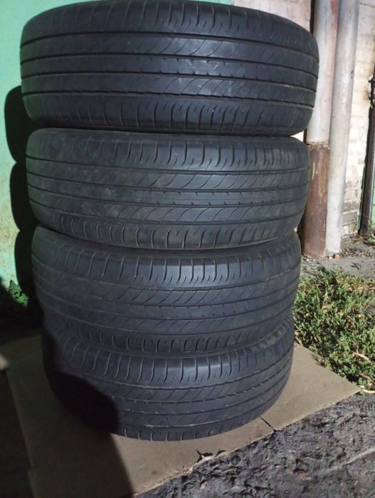 Резина 235/55 r20 Dunlop