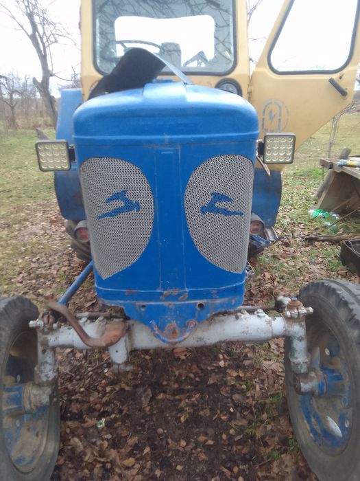 Продам трактор ЮМЗ 6
