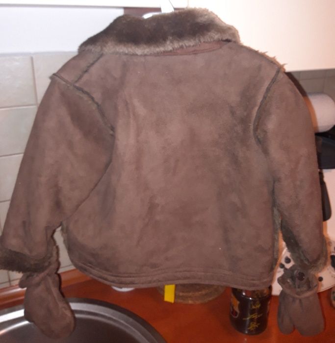 Sprzedam kurtkę (kożuszek) dla dwulatka