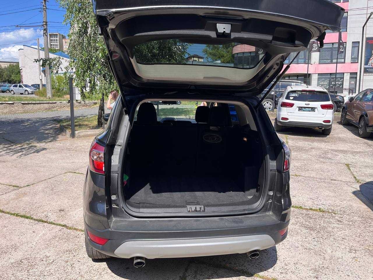 Ford Escape в кредит без авансу