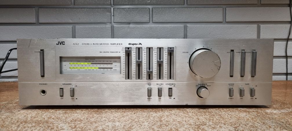 Wzmacniacz HI-FI stereo JVC A-X2. Korektor