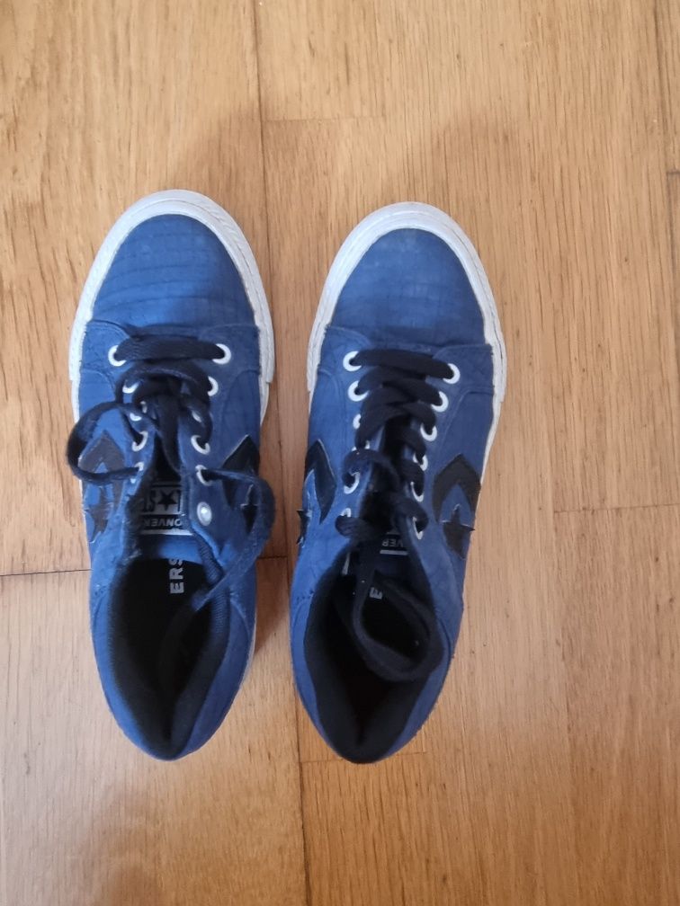 Ténis Converse azuis n 33