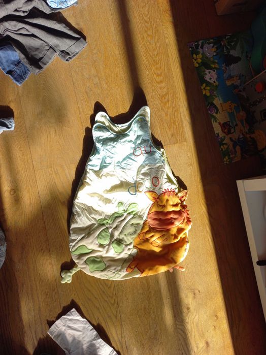 Casacos e roupa 9-12 meses