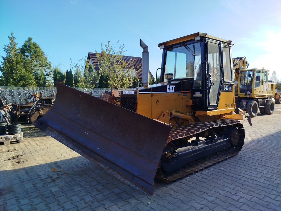 Spycharka cat d4c cat D5 cat d4c komatsu  spych