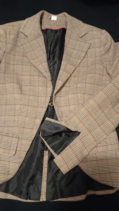 Żakiet typu 'frak' w stylową kratę