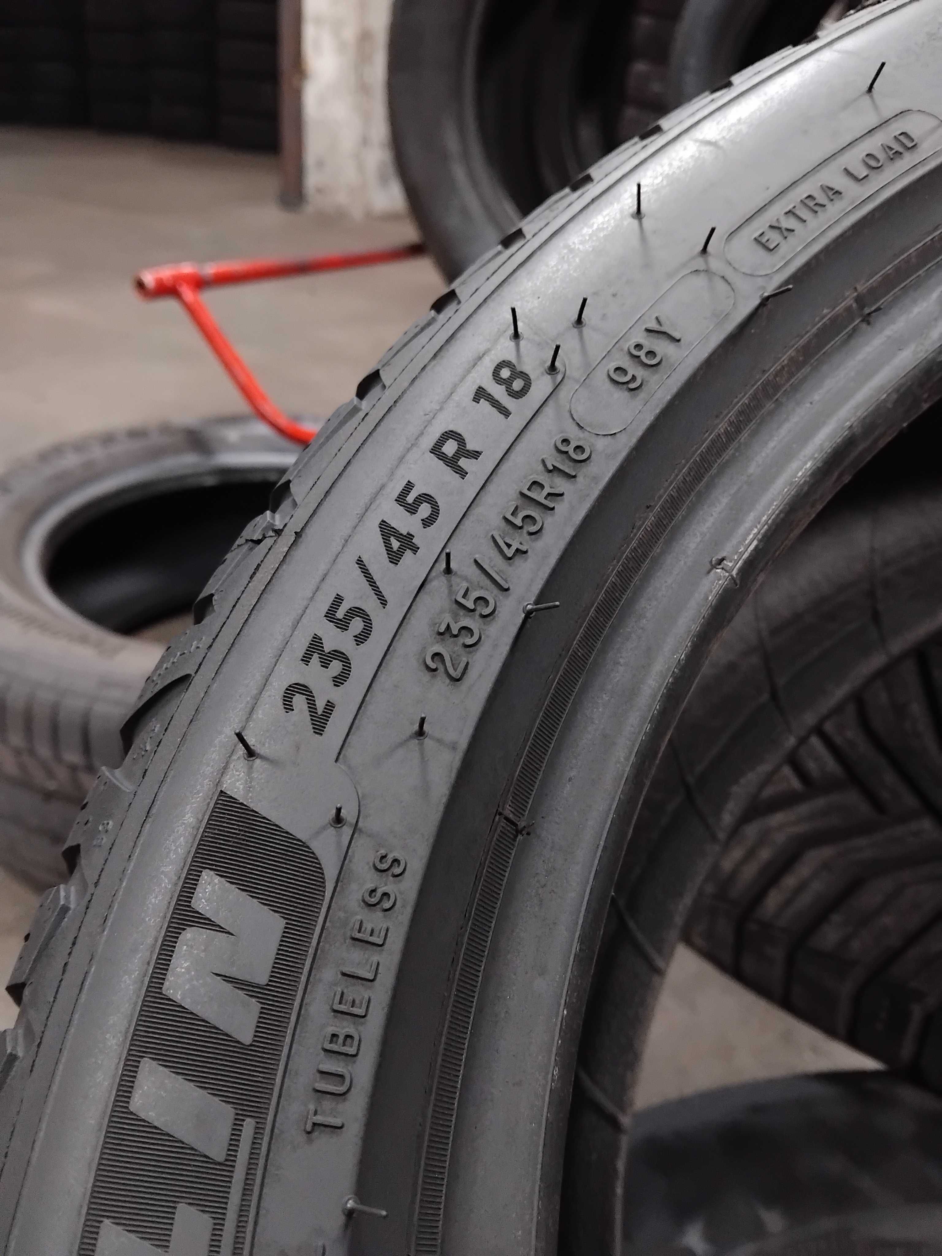 Шини бу 235/45 R18 Michelin CrossClimat 2 Пара