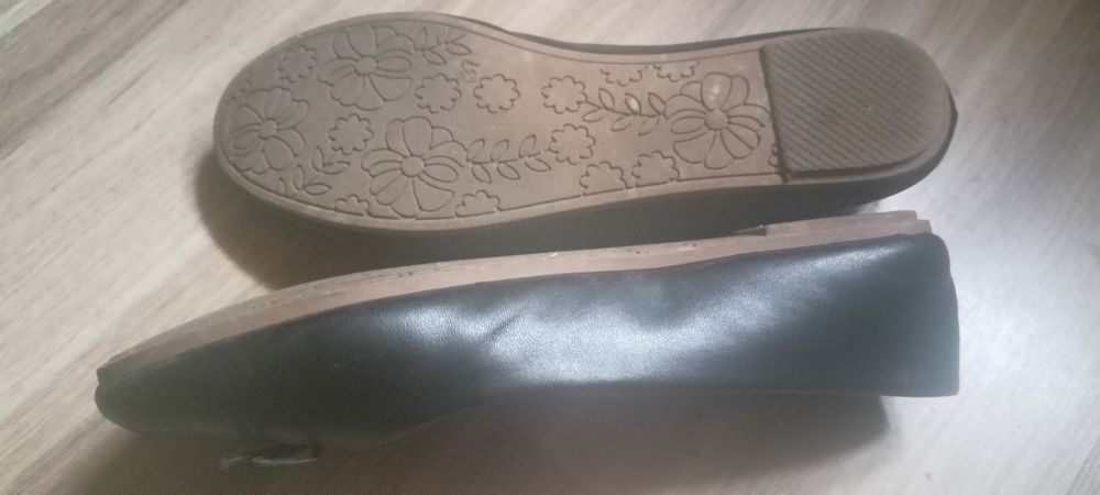 Czarne baleriny dziewczęce