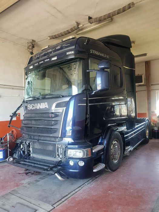 Scania R520 V8 w całości lub na części