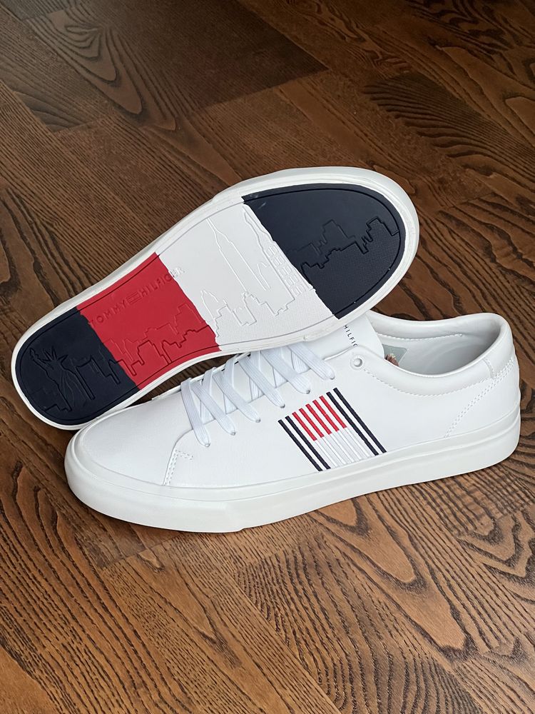 Кеди чоловічі Tommy Hilfiger Corporate Leather Sneaker FWOFWO2853 44р