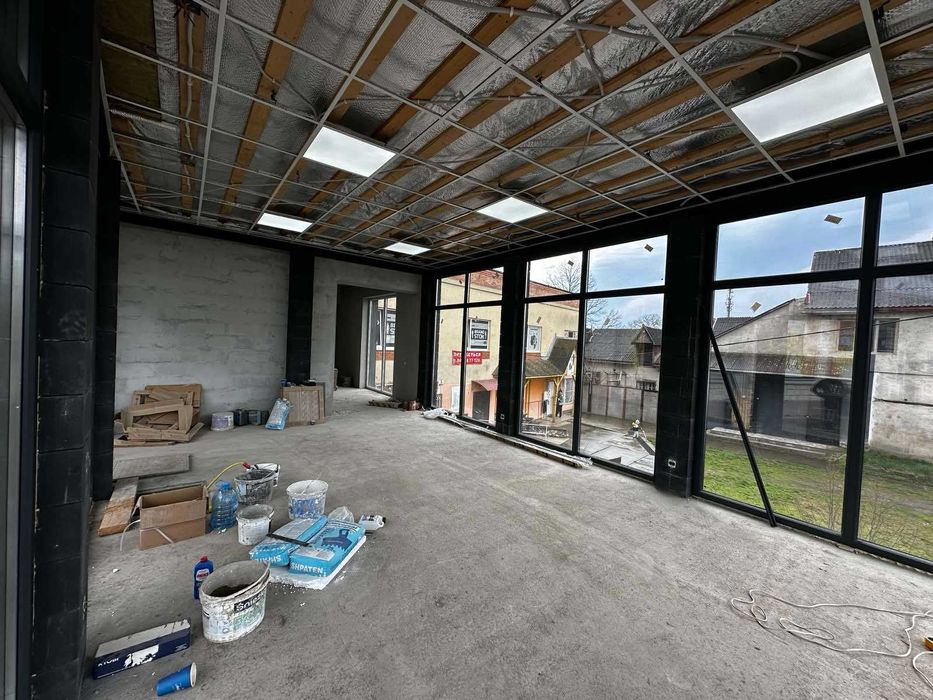 Продається магазин в смт. Буштино